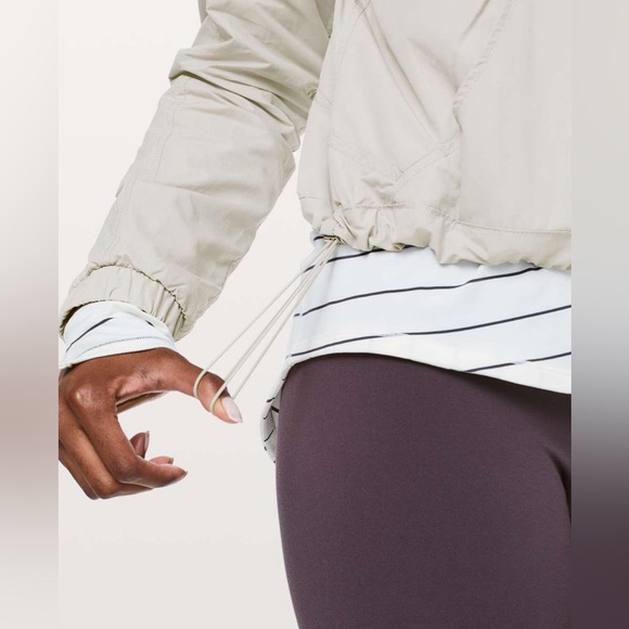 Lululemon Hit Reset 1/2 Zip Jacket - Picture 6 of 9